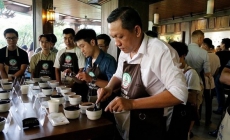 Nghệ nhân pha cà phê tranh tài tại Lễ hội Cà phê Buôn Ma Thuột